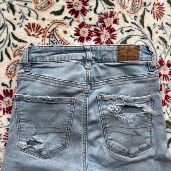 AE Distressed Hi Rise Jeggings - Picture 2 of 11